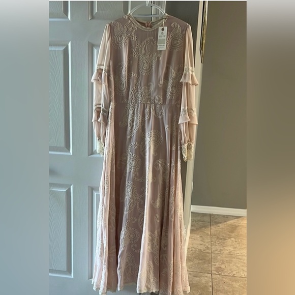 NWT Lace Dress - Picture 1 of 1